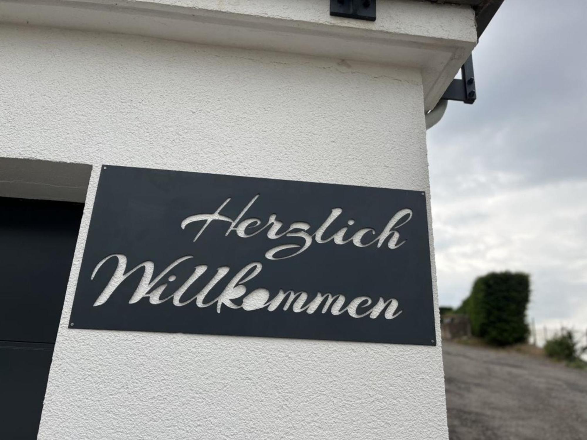 Wellness Appartement Eifelglueck Pelm Exterior foto